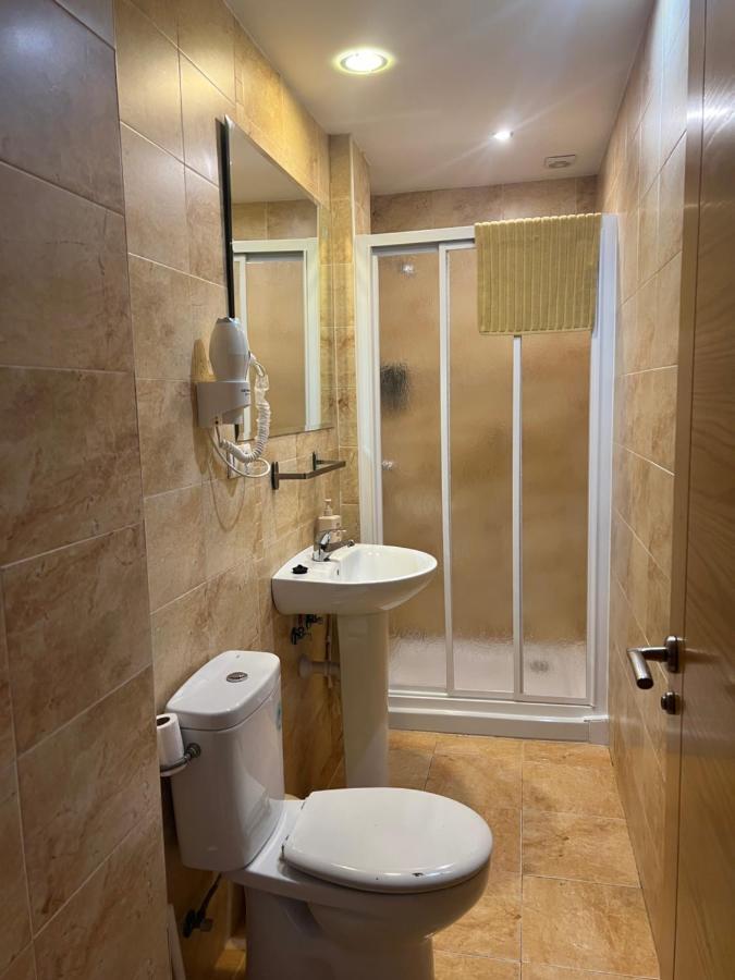 Habitaciones Privadas En Apartamento Compartido Algeciras Kültér fotó